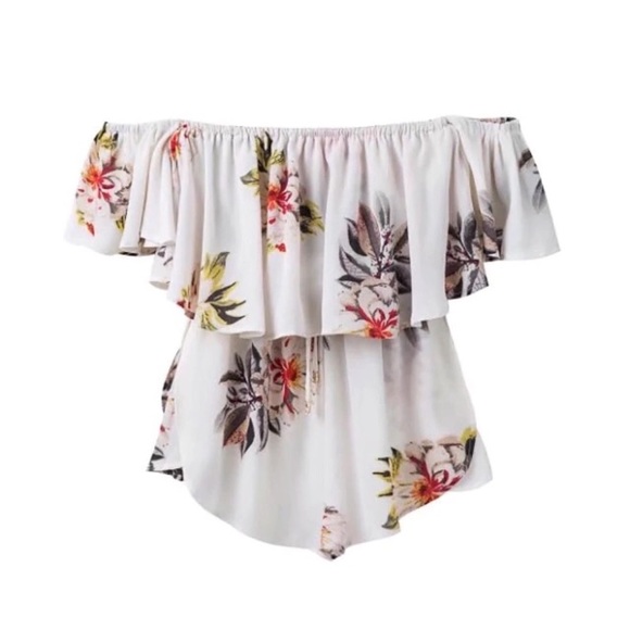 💥 CLEARANCE Off Shoulder Ruffled Floral Romper - Picture 4 of 8